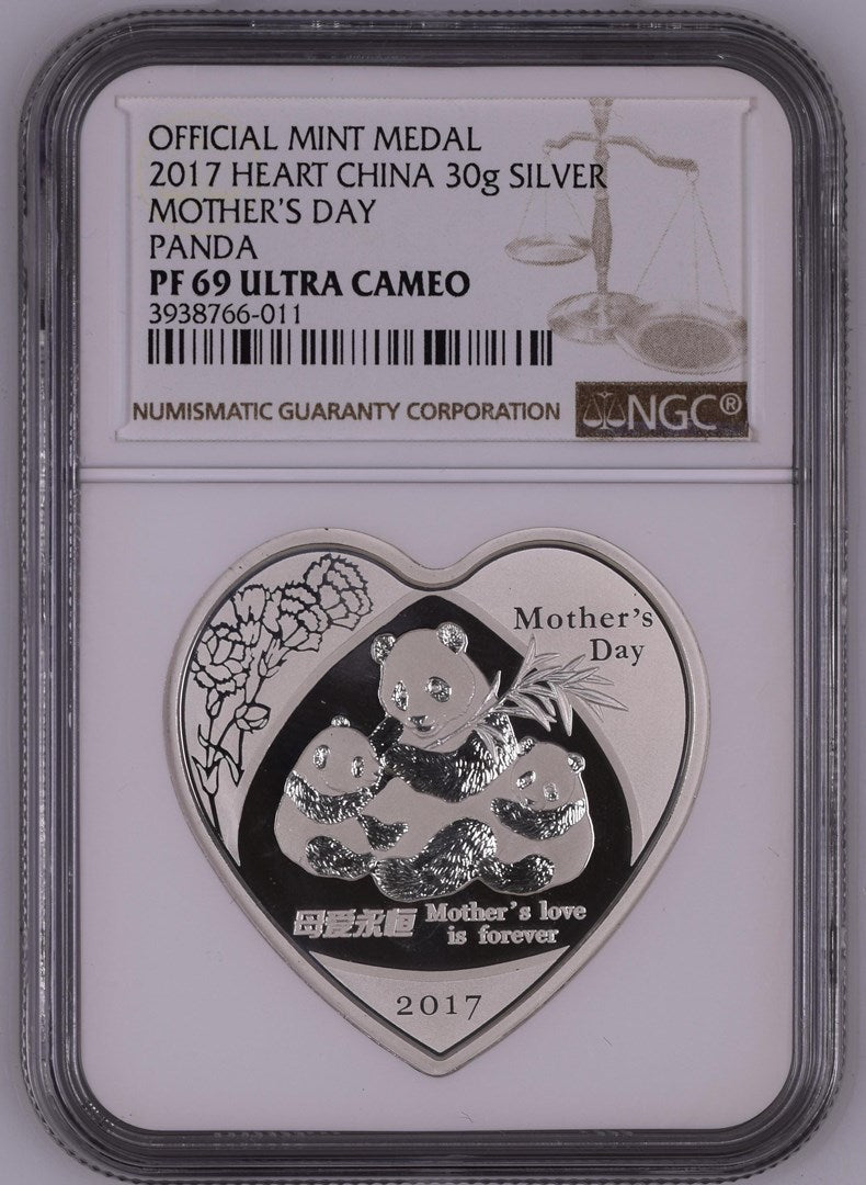 2017 HEART 30G CHINA SILVER MOTHER'S DAY PANDA